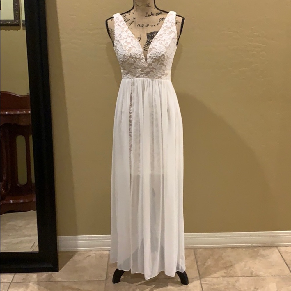 LuLu’s Overlay Maxi Dress